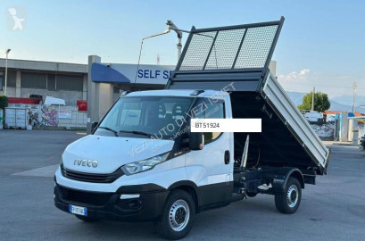 Utilitaire benne Iveco