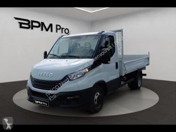 Con volquete Iveco