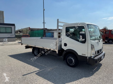 NissanNT 400 