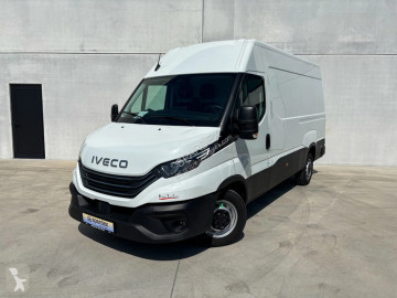 Fourgon Iveco