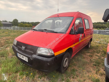 Mellemstor kassevogn Peugeot
