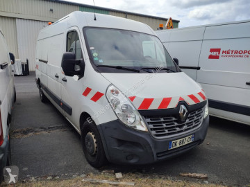 Renault mid-size van