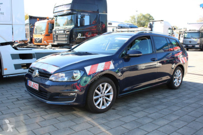 Coche berlina Volkswagen