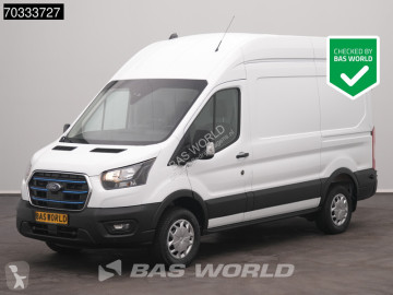 Fourgon utilitaire Ford