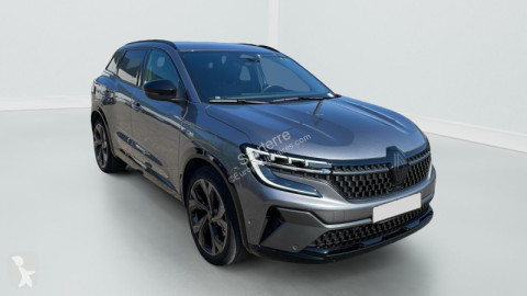 Voiture berline Renault