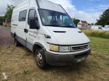 شاحنة طويلة Iveco
