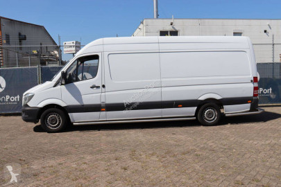 Fourgon Mercedes