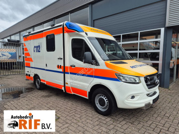 Mercedes Sprinter 419 CDI/ 3.0 V6/ Complete Ambulance with bed and wheelchair