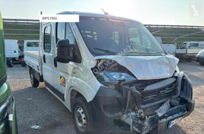 Utilitaire plateau Fiat