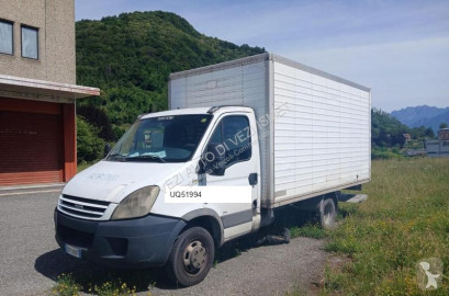 Caja cerrada Iveco