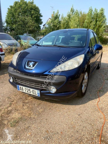 Vůz městský vůz Peugeot