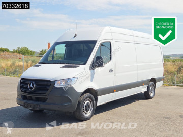 Fourgon Mercedes