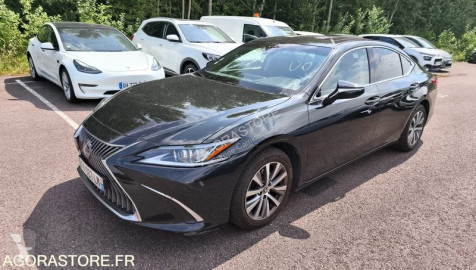Berline Lexus