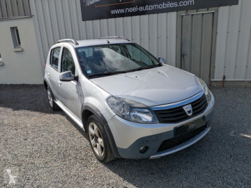 Coche berlina Dacia