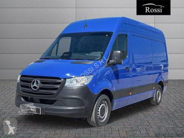 Fourgon Mercedes