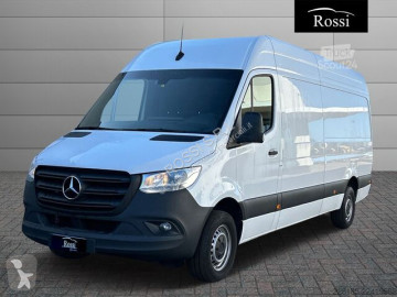 Fourgon Mercedes