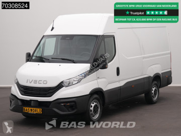 Iveco Daily 35S16 3.0L Automaat L2H2 180PK ACC Airco Camera CarPlay Parkeersensoren Stoelverwarming Euro6 L2 Airco Trekhaak