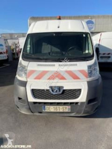 Fourgonnette Peugeot