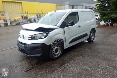 Fourgon Peugeot
