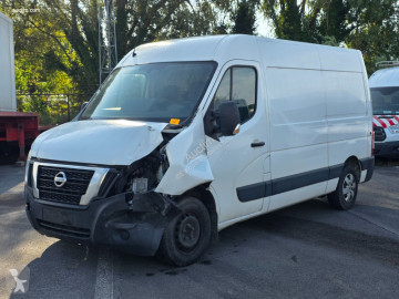 NissanNV400