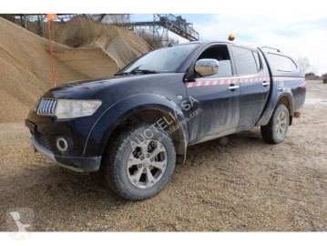 MitsubishiL 200