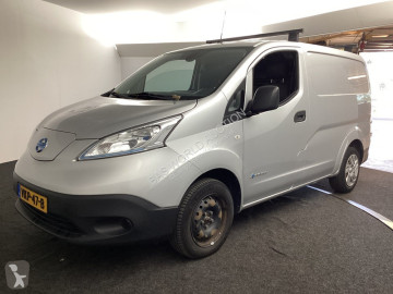 NissanNV200