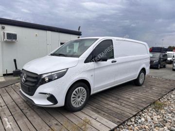 Fourgon Mercedes