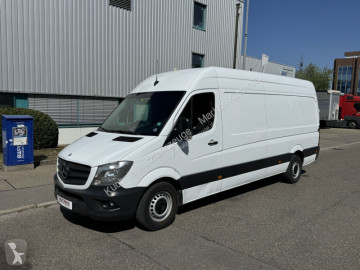 Lange bestelwagen Mercedes