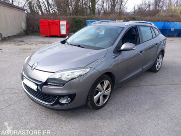 Renault sedan car