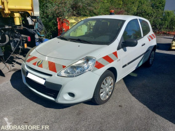 Renault van