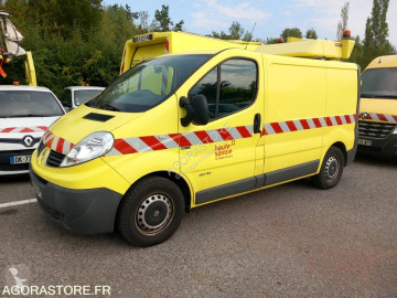 Renault van