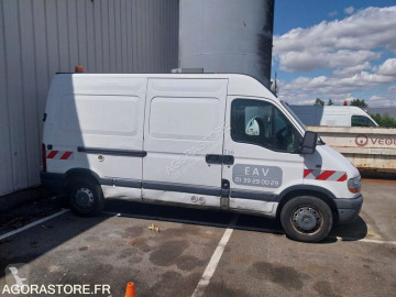 Renault van