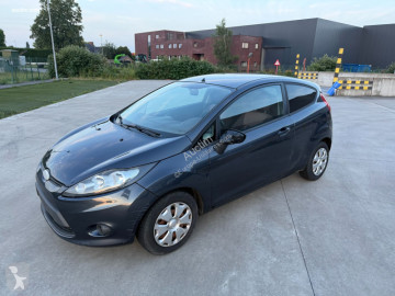 Voiture Ford