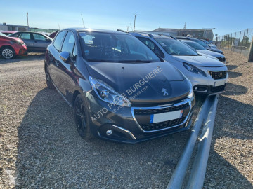 Peugeot 208 1.2i PureTech 110 Allure / DW319