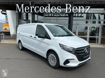 Furgón largo Mercedes
