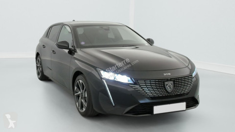 Voiture berline Peugeot