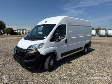 OpelMovano