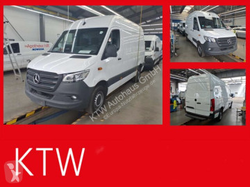 Fourgon utilitaire Mercedes