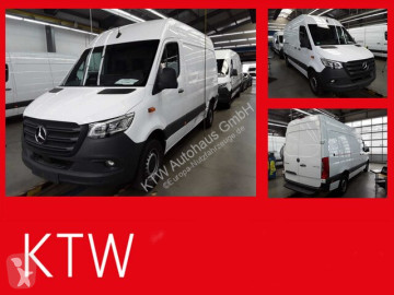 Fourgon utilitaire Mercedes