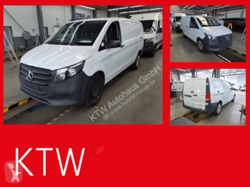 Fourgon utilitaire Mercedes