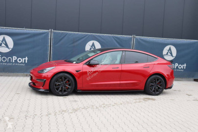 Berlina Tesla