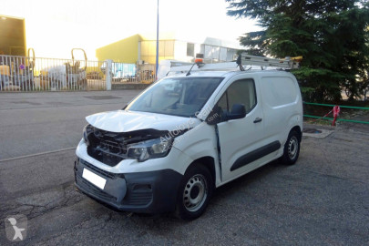 Fourgon Peugeot