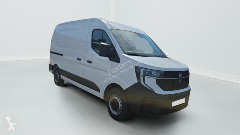 Fourgon long Renault neuf