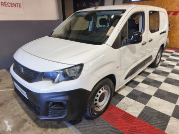 Fourgon Peugeot