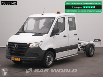 Шасі з кабіною Mercedes