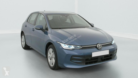 Voiture berline Volkswagen