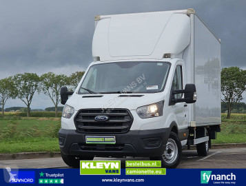 Caja cerrada Ford