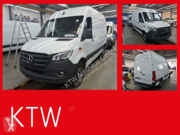 Фургон Mercedes