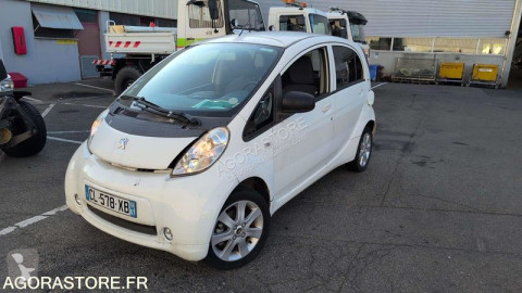Coche urbano Peugeot