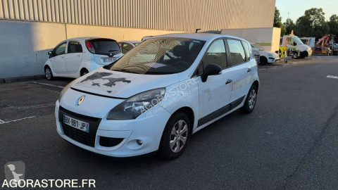 RenaultScenic